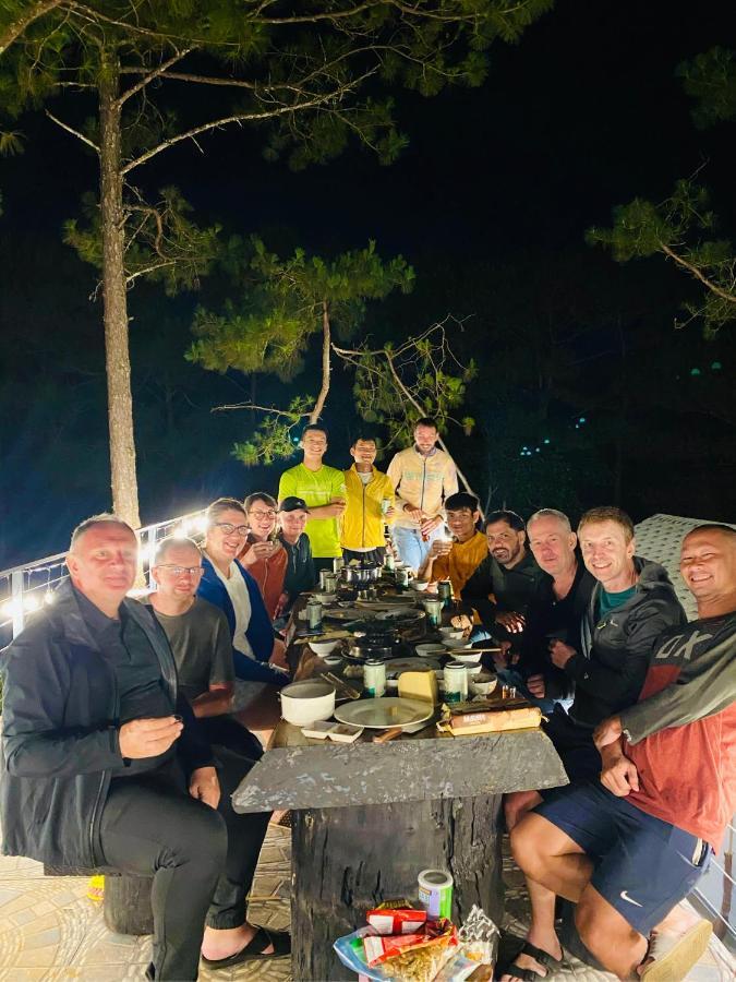 Henisi Homestay Mang Den Villa Kon Von Kla Exteriör bild